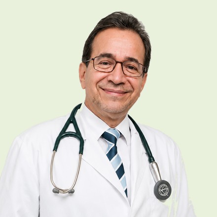 Dr. Roberto Lecaro, Cardiólogo en Dieta Lecaro, Guayaquil